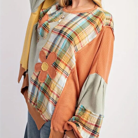 Postcard Loose Fit Floral & Plaid Patchwork Sweatshirt Pullover - Picture 4 of 6